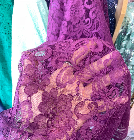 Light Green Chantilly Lace
