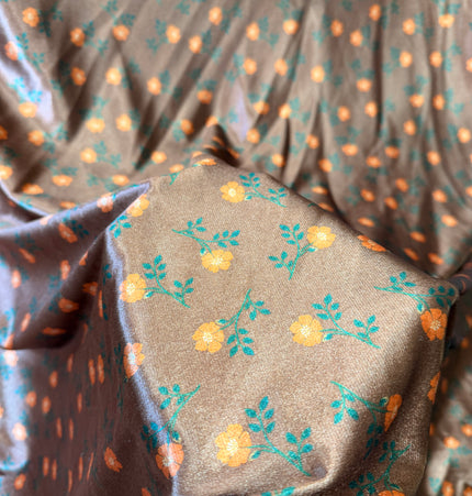 Gold Turkish Velvet - Salvar