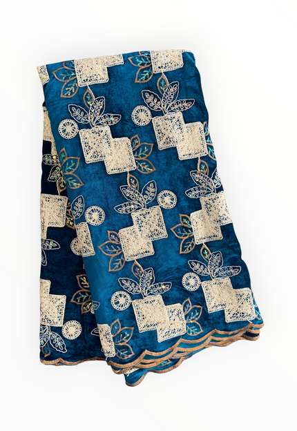 <strong>Velvet Laces</strong>